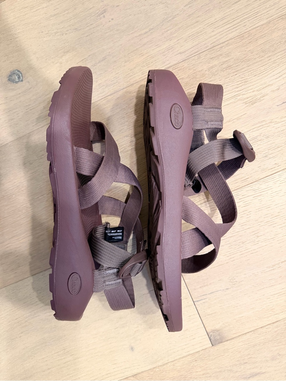 Chaco Men’s Z/1 Classic Peppercorn Purple Sandals size 11